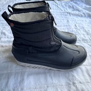 Bogs Casual Winter Zip Boots Womens 8 Black Waterproof Faux Fur Lined